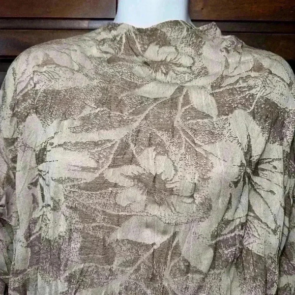 NWT! Zara Beige Floral Dress Size Small - Picture 9 of 16